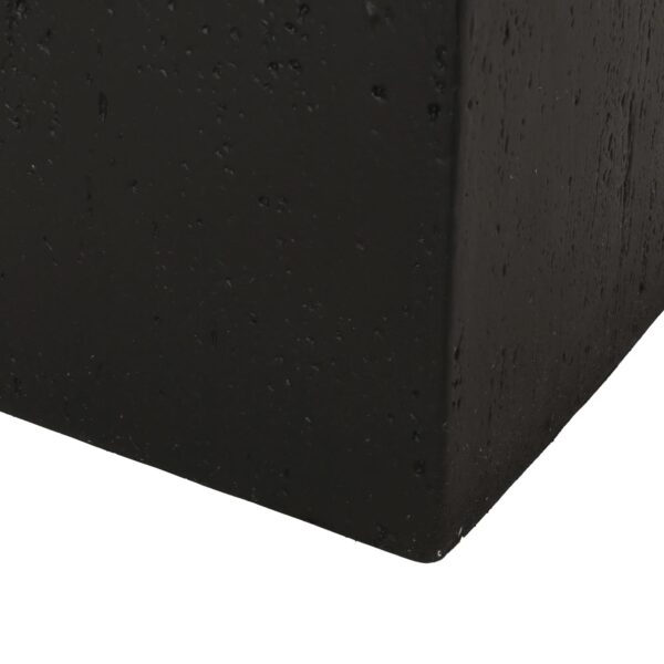 black-mgo-square-planter-corner-detail