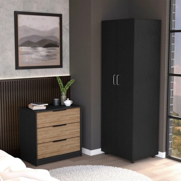 black-pine-2-piece-bedroom-set-in-room