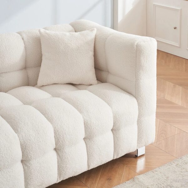 linus-teddy-sofa-plush-detail