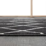 madison-park-averie-black-cream-trellis-rug-texture